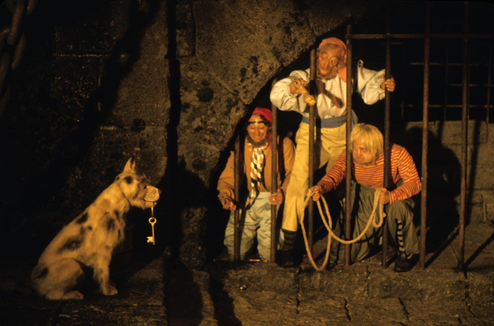SATURDAY SIX: Examining the DOG WITH KEY scene in Pirates of the Caribbean