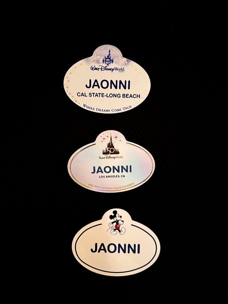Jaonni's name tag collection