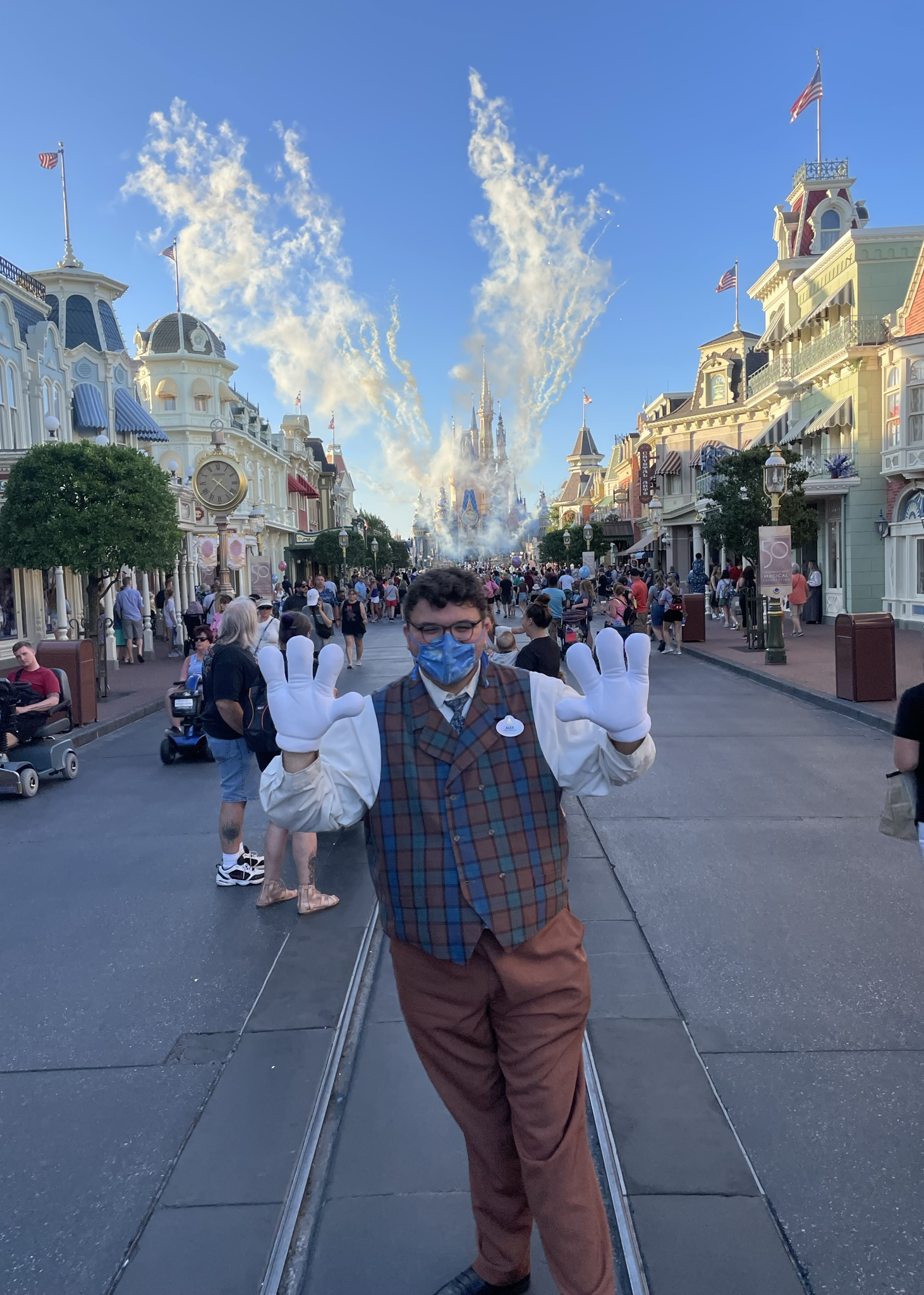 “After getting back from my break, I pulled the task to go make magical moments on Main Street U.S.A.! I’m a fairly shy person, so being able to go out and interact with the guests, have them sign autographs in Mickey’s autograph book, and give high-fours, was just really something I’ll never forget!” - Alex