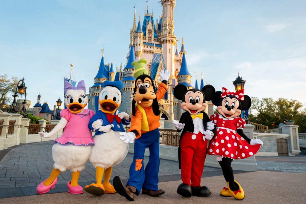 Boss Helper Disney A Look Inside the Character Attendant Role on the Disney College ...