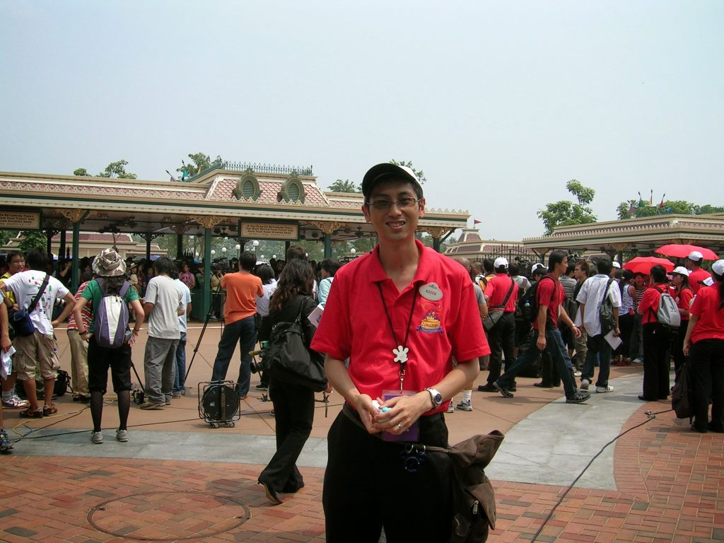 Moment HKDL opened the gate to public (2005) (1)