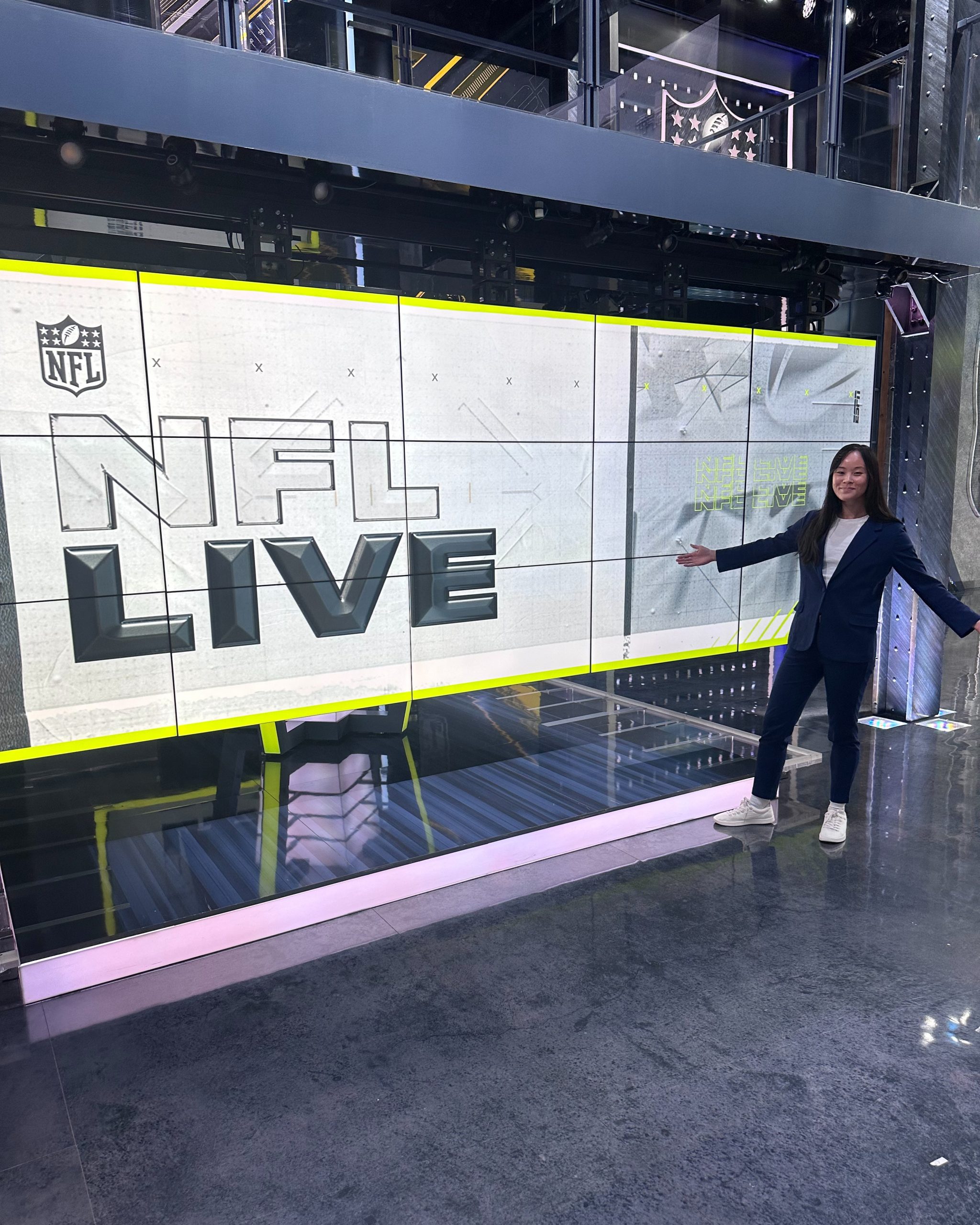 NFL Live 1 NFL Live 1