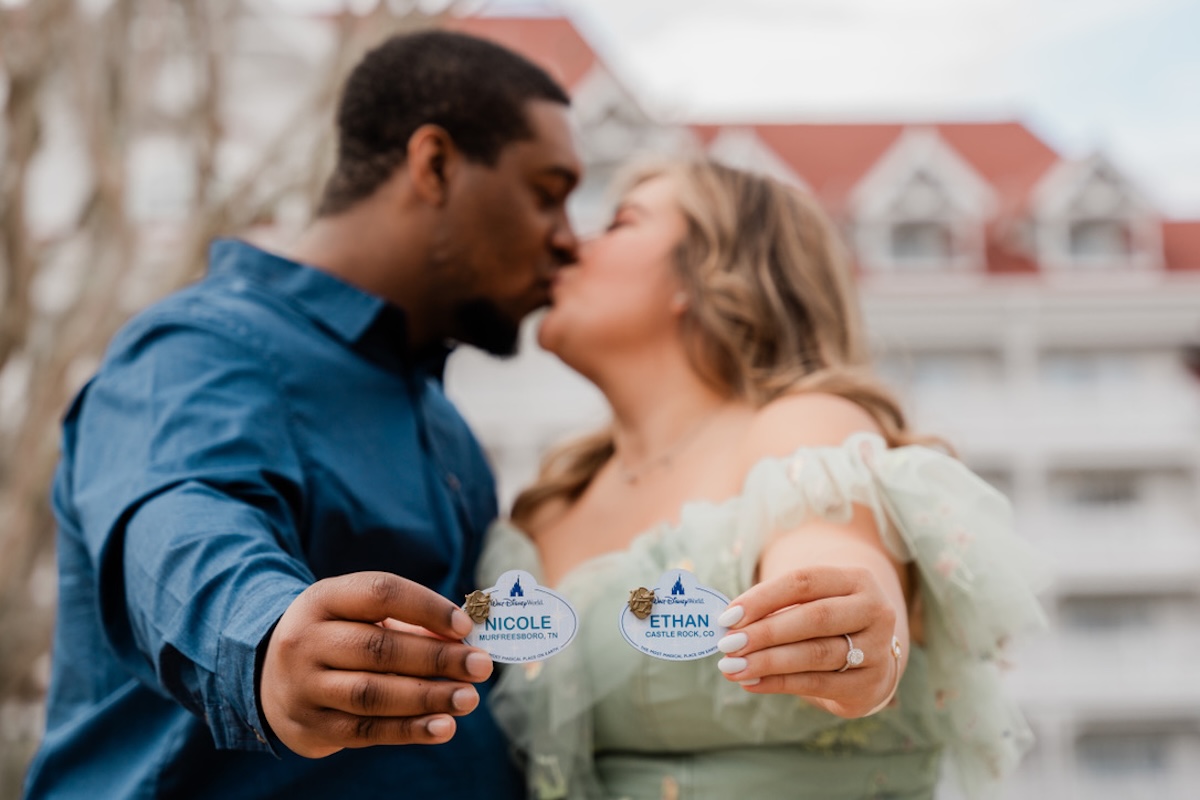 Nicole &amp;  Ethan Engagement Session