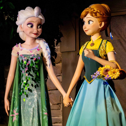 Meet the Air Force Veteran Helping Refresh EPCOT&rsquo;s Norway Pavilion