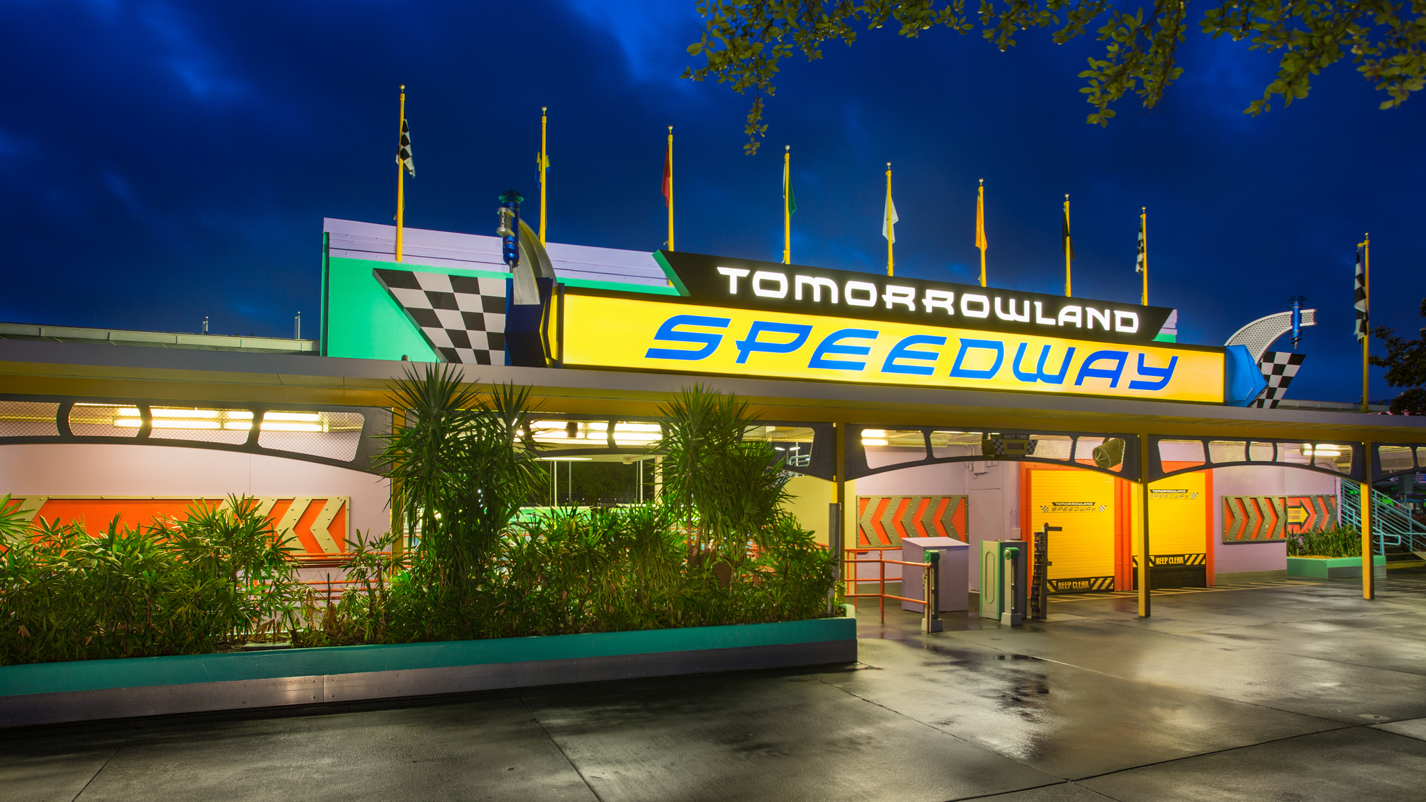 tomorrowland-speedway-gallery06